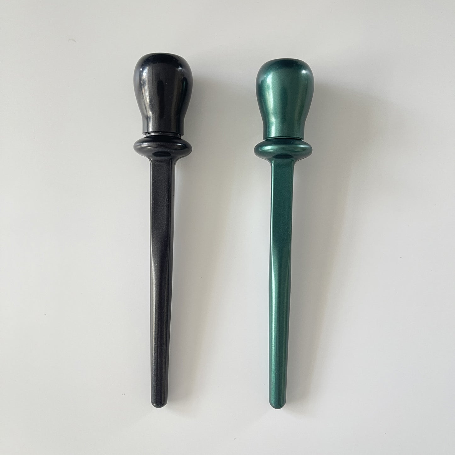 Dark Green and Black Eyeliner Brush - Delouris Beauty